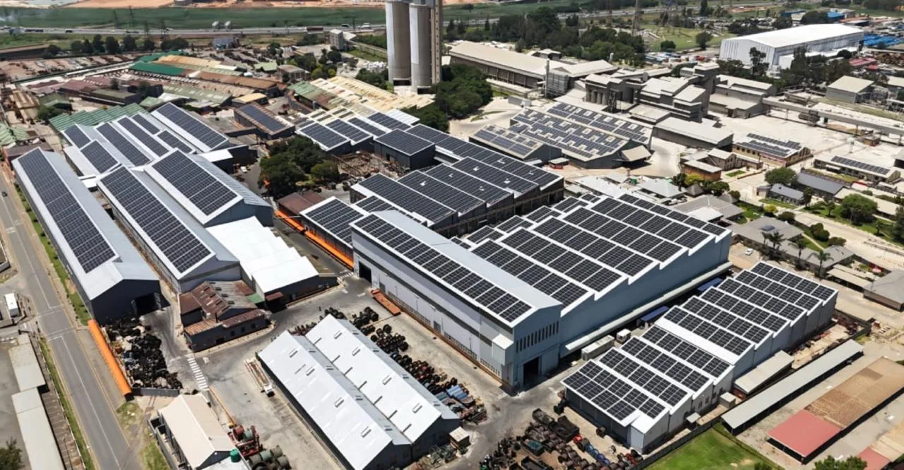 6 800 panel rooftop installation — Deo Solar